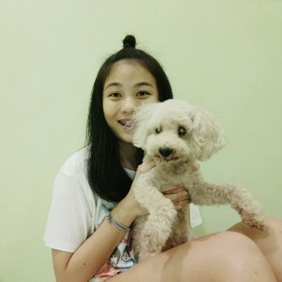 Profile Picture of Vicky (@WeiChee97) on Twitter