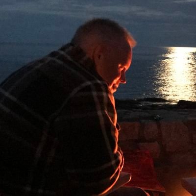 Profile Picture of Andrew Totten (@andrewjtotten) on Twitter