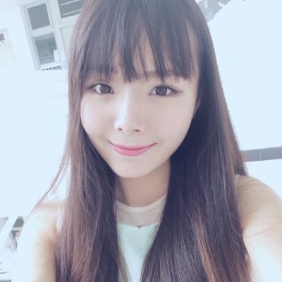 Profile Picture of Emily Tam (@Emilyhasacat) on Twitter