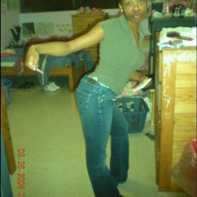 Profile Picture of Jerriona Davis (@jerri_2009) on Twitter