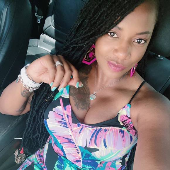 Tam Lee - Poshmark Profile Picture of Tam Lee (@tami_lee83) on Poshmark