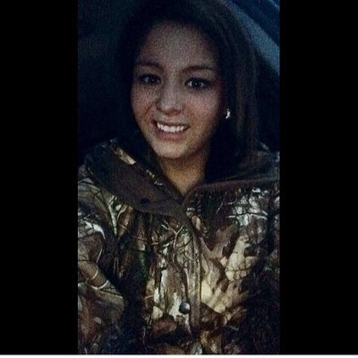 Profile Picture of Carly Murray (@carrlybrianne) on Twitter