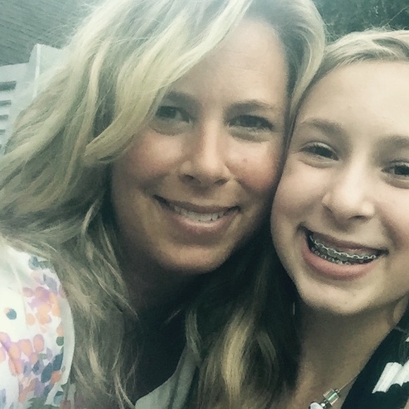 Profile Picture of Caroline Redmann (@06475) on Poshmark