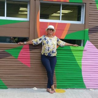 Profile Picture of Debbie Broderick (@debbieb.345) on Instagram