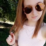 Profile Picture of Michelle Speck (@chelle.lee.123) on Instagram