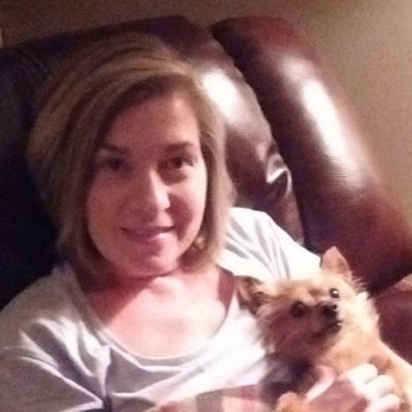 Profile Picture of Joanna Wheeler (@joannawheeler64) on Poshmark