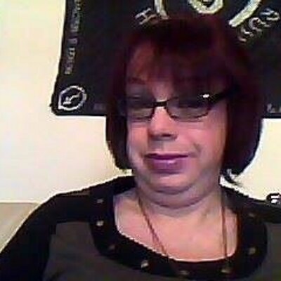 Profile Picture of Karen Richards (@KarenR2701) on Twitter