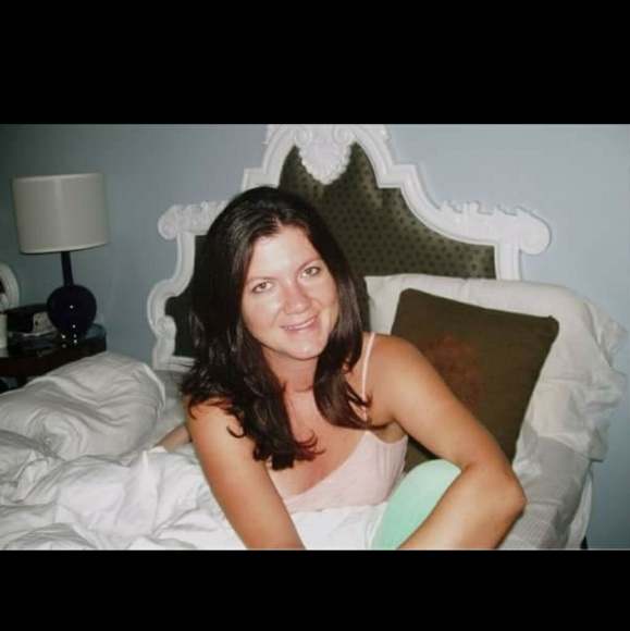 Profile Picture of Brandi Kilgore (@bkilgore77) on Poshmark