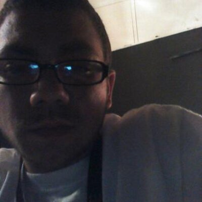 Profile Picture of Ian Wiggins (@pugsly99) on Twitter