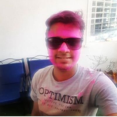 Profile Picture of Pratyush Singh (@naadanbalak) on Twitter