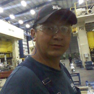 Profile Picture of Aurelio Lopez (@lopez_al90) on Twitter