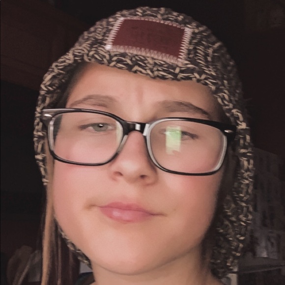 Profile Picture of Kylie Carisch (@kcarish) on Poshmark