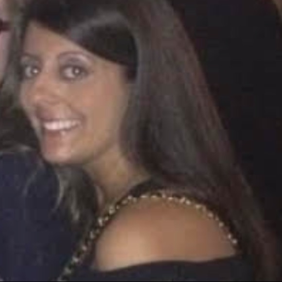 Profile Picture of Stephanie Mackey (@smmackey610) on Poshmark