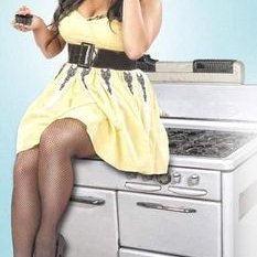 Profile Picture of Slutty Martha Cooks (@CooksSlutty) on Twitter