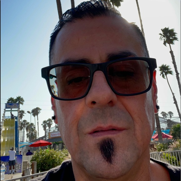 Profile Picture of Gilbert Correa (@gill_909) on Poshmark