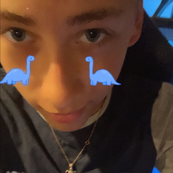 Profile Picture of Michael Vann (@mv835) on Poshmark