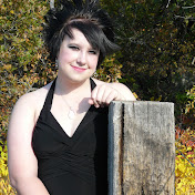 Profile Picture of Laurel Ayers (@iluvmydoggie) on Youtube