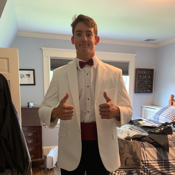 Profile Picture of Will Heavey (@willheavey) on Poshmark