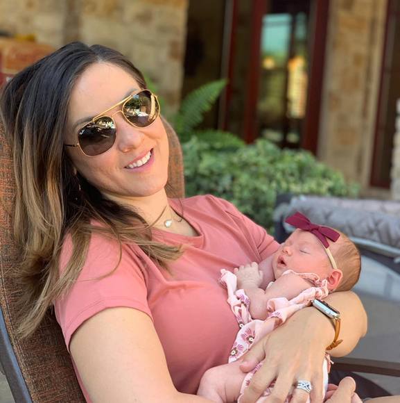 Profile Picture of Christi Guinn (@christi8swt) on Poshmark