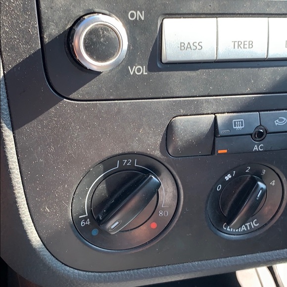 Profile Picture of Jordan Micklow (@mickjb) on Poshmark