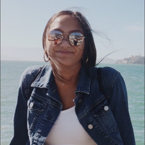 Profile Picture of Sam Carlota (@sammycarlota) on Poshmark