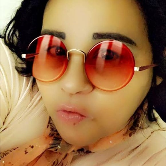 Profile Picture of Tuty Gonzalez (@tutiborimex69) on Poshmark