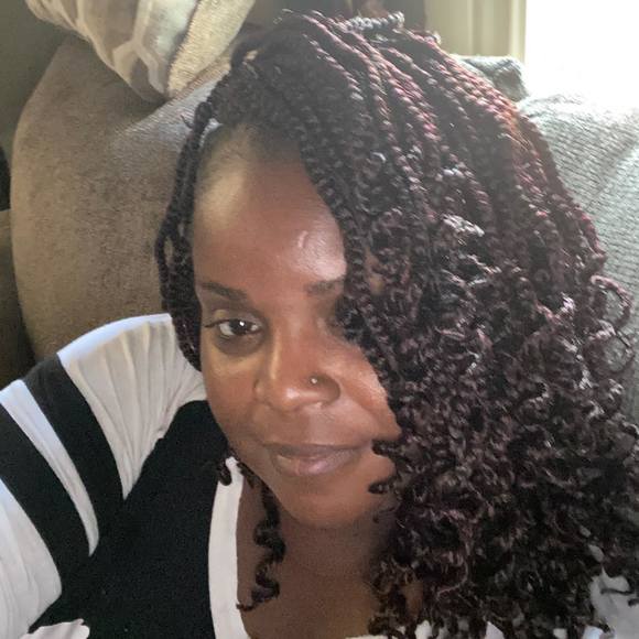 Profile Picture of Evangelist jacqueline Harvin (@akaharvin) on Poshmark