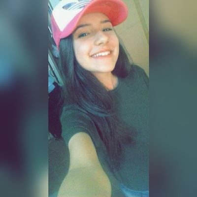 Profile Picture of Victoria Ferreira (@ferreira_vicky_) on Twitter