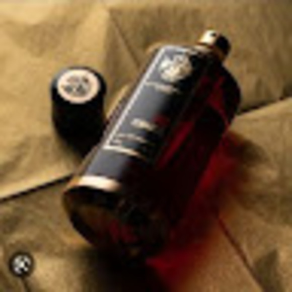 Profile Picture of Jo Dee (@jodee794) on Poshmark