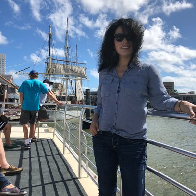 Profile Picture of Claudia Onate (@ClaudiaOnate5) on Twitter