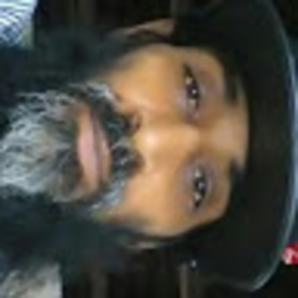 Profile Picture of Razid Hassim (@razidhassim) on Poshmark