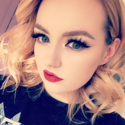 Profile Picture of Lorna Boole (@LornaBoole) on Twitter