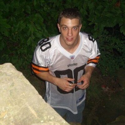 Profile Picture of Steven Serafin (@TikiDroid) on Twitter