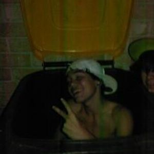 Profile Picture of Jonathen Moore (@jonosshweet) on Myspace