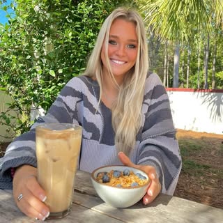 Profile Picture of B r i t n e y  T h o m p s o n (@brit.thompson) on Instagram