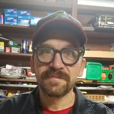 Profile Picture of Seth Bauer (@OminousHerb) on Twitter