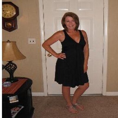 Profile Picture of Terrie Wright (@tntwedynomite) on Twitter