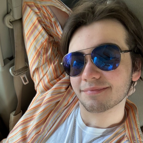 Profile Picture of Andrew Abbott (@aabbott0319) on Poshmark