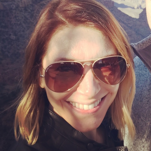 Profile Picture of Jill Danielson (@jdaniels85) on Poshmark