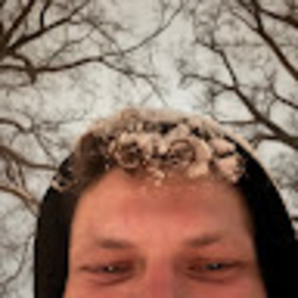 Profile Picture of Sam hupp Hupp (@wamwupp) on Poshmark