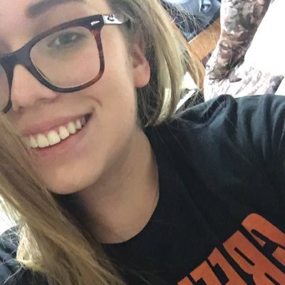 Profile Picture of Rose  🤘🏼 (@rosa_gandarilla) on Twitter