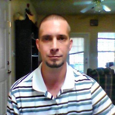 Profile Picture of Eric Rosenbaum (@ErKdraco13) on Twitter