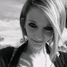 Profile Picture of Carly Hahn (@HahnCarly) on Twitter