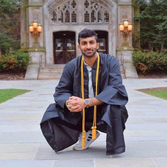 Kamal Khan - Poshmark Profile Picture of Kamal Khan (@khank393) on Poshmark