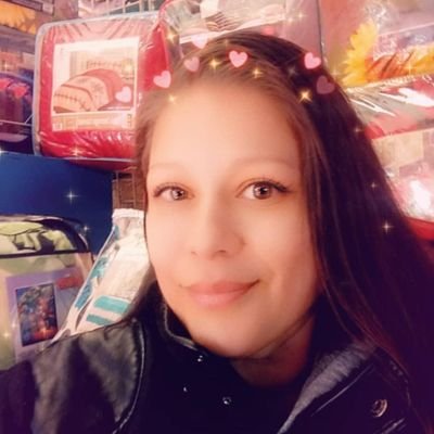 Profile Picture of Clelia Claros (@ClarosClelia) on Twitter