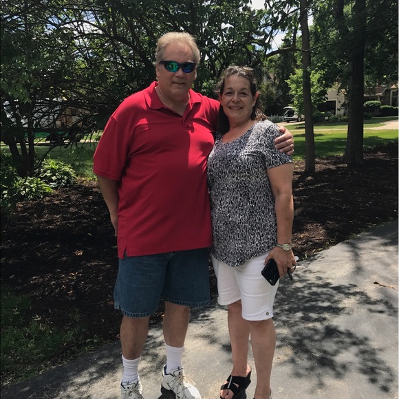 Profile Picture of Linda Zigman (@lmh0714) on Poshmark