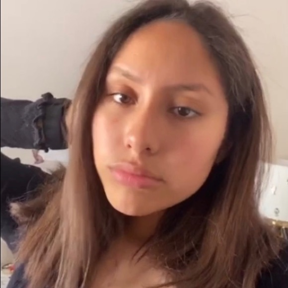 Profile Picture of Sol Sanchez (@sollljoyyy) on Poshmark