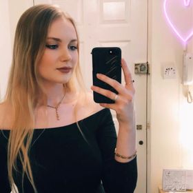 Profile Picture of Eleanor Day (@e1wfd) on Pinterest