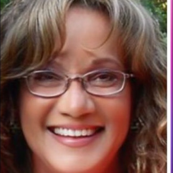 Profile Picture of Margo Larkins (@mlarkins067) on Poshmark