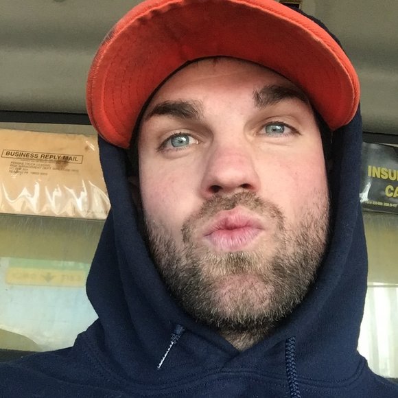 Profile Picture of Justin Dredge (@justindredge) on Poshmark